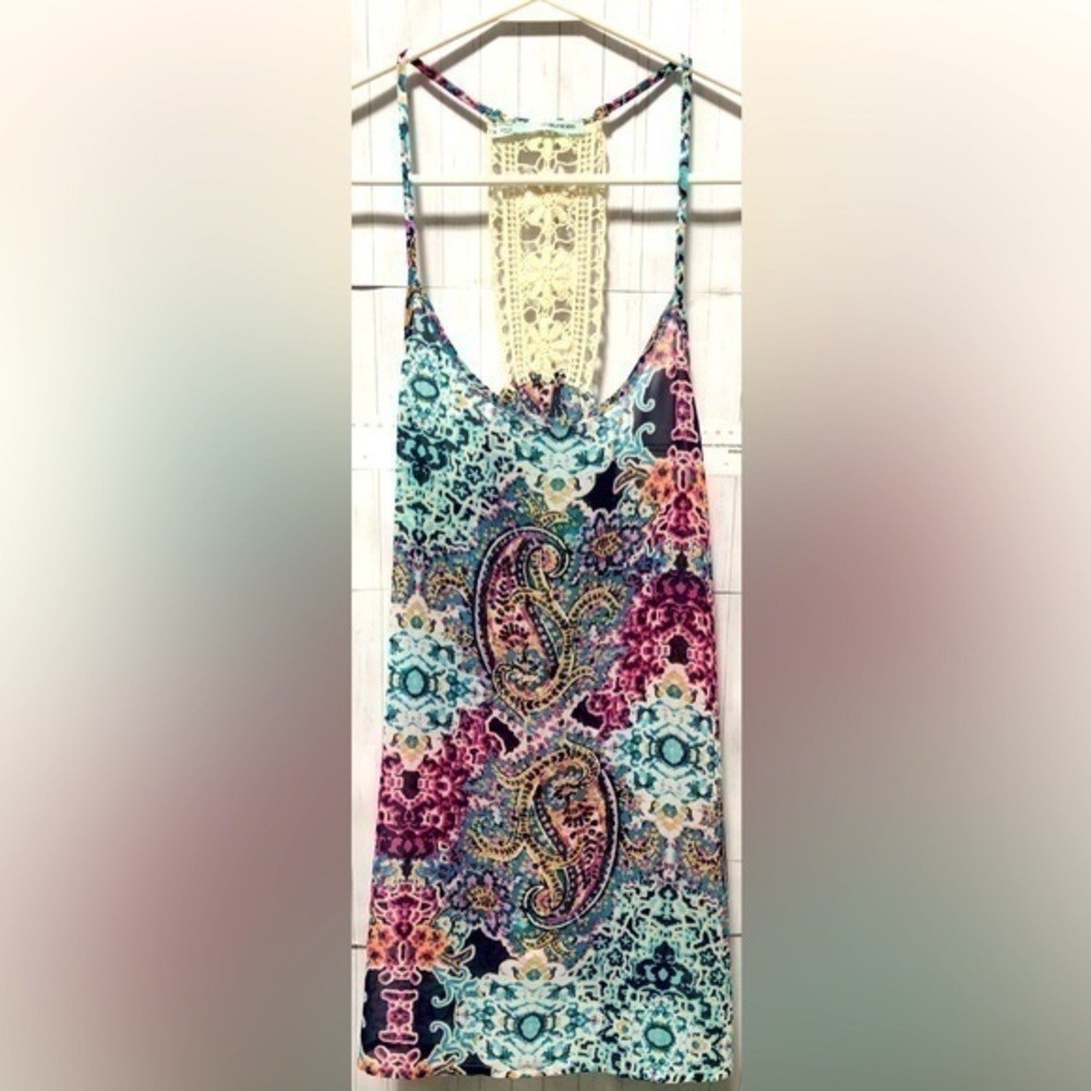 ⛱️Maurice’s Bohemian Paisley/Medallion Print Crochet Lace Racerback Tank Top